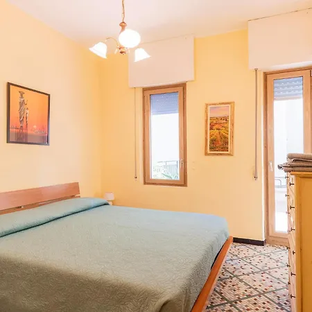 Casa Rina Levanto